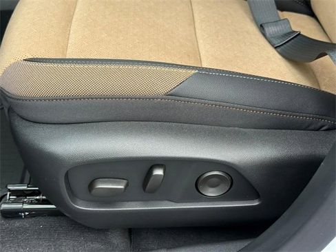 New 2026 Chevrolet Equinox ACTIV w/ Convenience Package III image 15