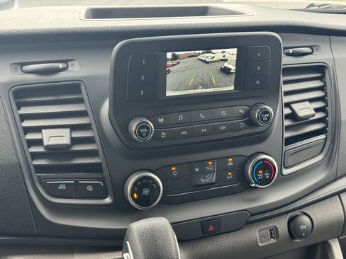 New 2025 Ford Transit 250 148 Medium Roof image 26