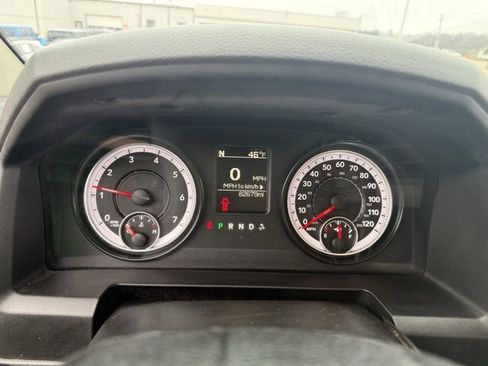 Used 2015 RAM 2500 Tradesman w/ Chrome Appearance Group image 15