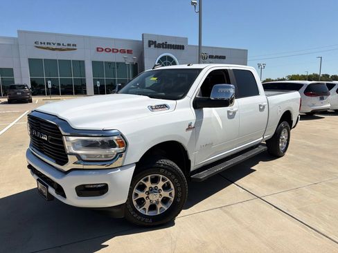 Used 2024 RAM 2500 Laramie AWD/4WD image 1