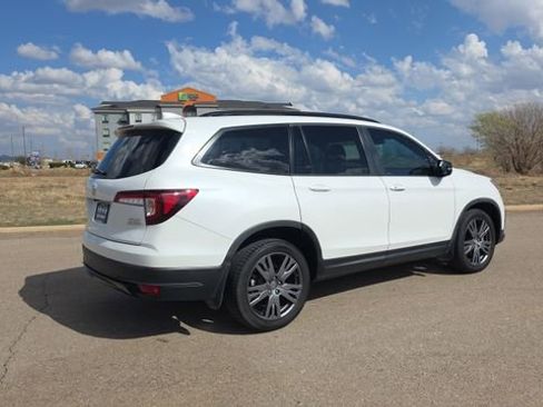 Used 2022 Honda Pilot Sport image 6