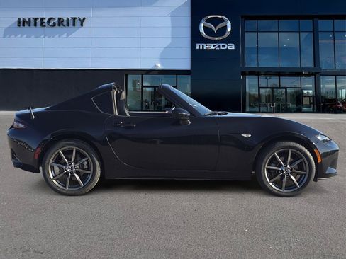 Used 2018 MAZDA MX-5 Miata RF Grand Touring image 3