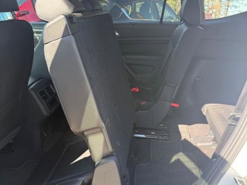 Used 2018 Volkswagen Atlas SE image 20