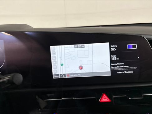 Used 2024 Kia Niro Wave w/ Wave Preserve Package FWD image 18