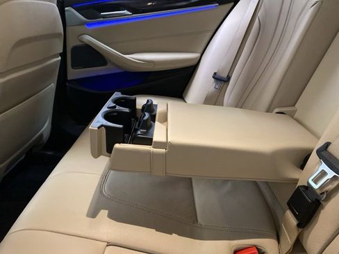 Used 2019 BMW 540i image 73