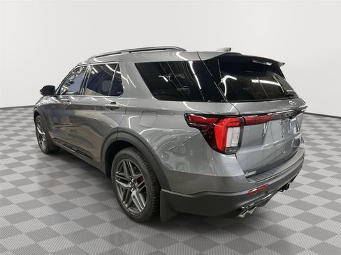 Used 2026 Ford Explorer ST w/ Sun And Sound Package image 7