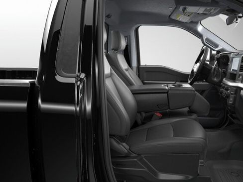 New 2026 Ford F250 XLT w/ Snow Plow/Camper Package image 6