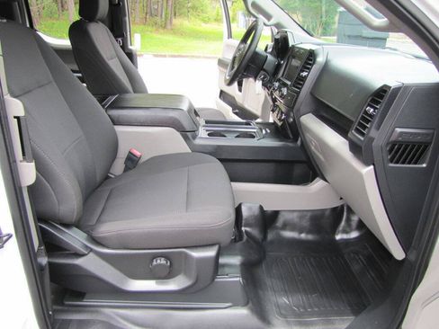 Used 2018 Ford F150 XL w/ Equipment Group 101A Mid RWD image 16
