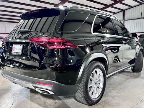 Used 2024 Mercedes-Benz GLE 350 4MATIC image 3