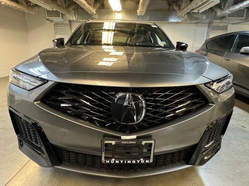 New 2025 Acura MDX A-Spec image 4