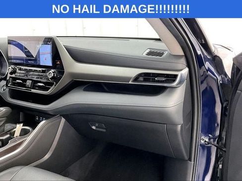 Used 2022 Toyota Highlander Limited AWD/4WD image 18
