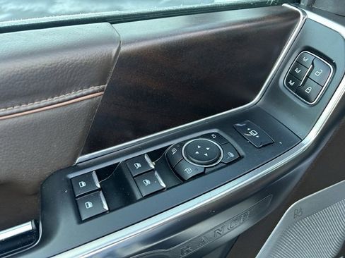 Used 2023 Ford F350 King Ranch w/ Chrome Package image 17