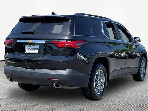 Used 2023 Chevrolet Traverse LT AWD/4WD image 5