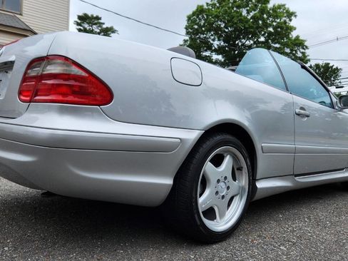Used 2001 Mercedes-Benz CLK 430 Cabriolet image 18