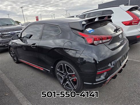 Used 2022 Hyundai Veloster N image 3