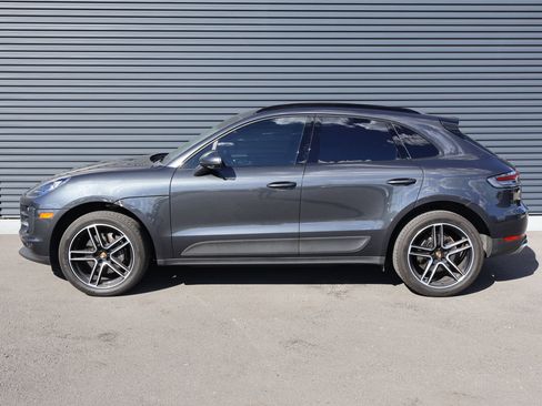 Used 2021 Porsche Macan AWD/4WD image 2