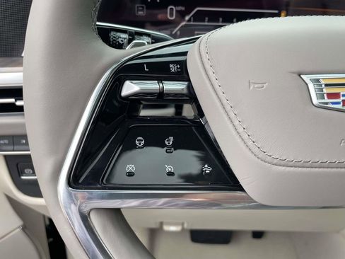 New 2026 Cadillac Escalade Platinum Sport w/ LPO, ONYX Package image 25