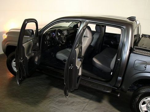 Used 2023 Toyota Tacoma SR image 5