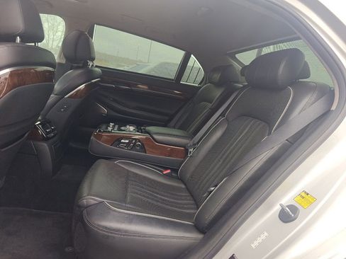 Used 2017 Genesis G90 5.0 Ultimate image 15