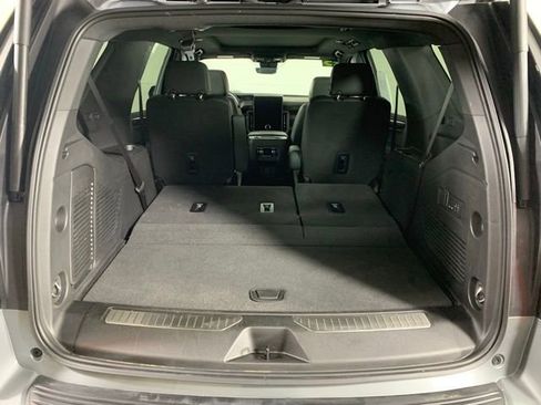 Used 2025 GMC Yukon AT4 w/ AT4 Premium Package image 30