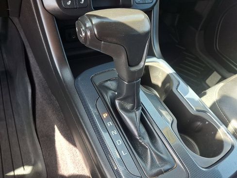 Used 2019 Chevrolet Colorado Z71 AWD/4WD image 15