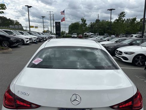 Used 2022 Mercedes-Benz C 300 Sedan image 14