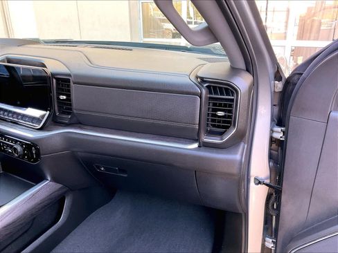 Used 2025 Chevrolet Silverado 2500 LTZ w/ Trail Boss Package AWD/4WD image 13