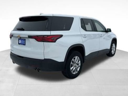Used 2023 Chevrolet Traverse LS w/ Safety Package image 8