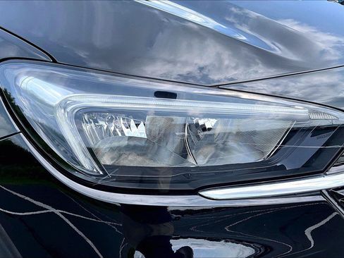 Used 2023 Buick Encore GX Preferred w/ Cold Weather Comfort Package AWD/4WD image 30