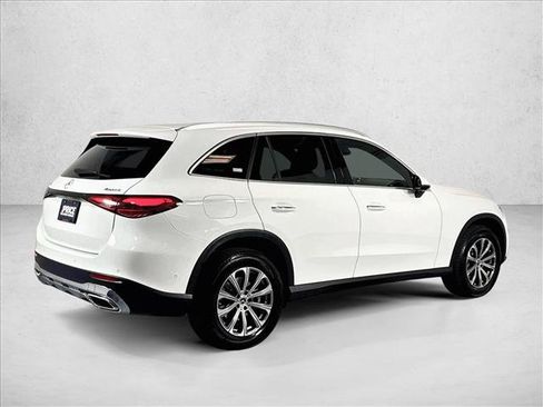 Used 2026 Mercedes-Benz GLC 300 4MATIC image 5