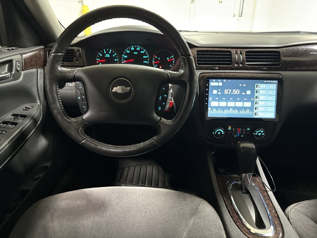 Used 2013 Chevrolet Impala LT w/ LT Sunroof Package FWD image 11