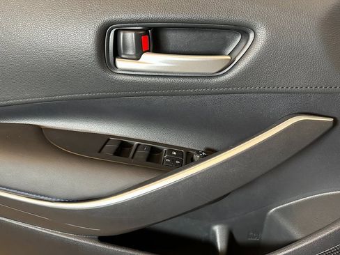 Used 2020 Toyota Corolla SE image 17