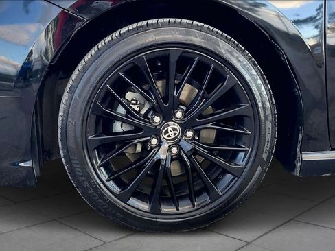 Used 2022 Toyota Camry SE image 10
