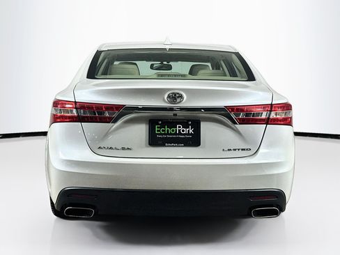 Used 2013 Toyota Avalon Limited FWD image 7
