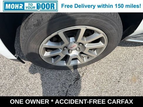 Used 2017 GMC Yukon XL Denali w/ Open Road Package AWD/4WD image 11