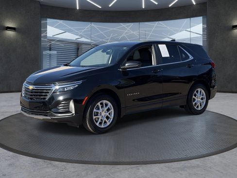 Certified 2024 Chevrolet Equinox LT FWD image 2