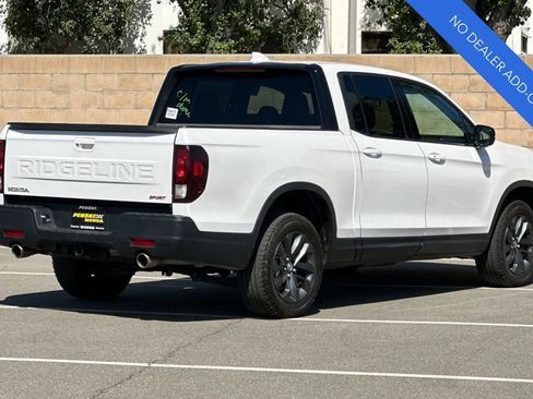 Certified 2025 Honda Ridgeline Sport image 4