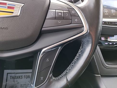 Used 2019 Cadillac XT5 Luxury image 31