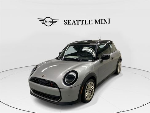 New 2026 MINI Cooper S image 1