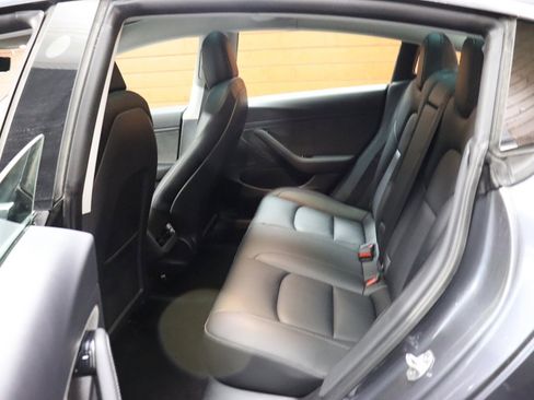Used 2020 Tesla Model 3 Long Range image 29