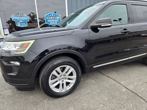 Used 2019 Ford Explorer XLT w/ Equipment Group 202A image 2