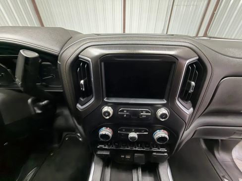 Used 2022 GMC Sierra 2500 AT4 w/ AT4 Premium Plus Package image 16