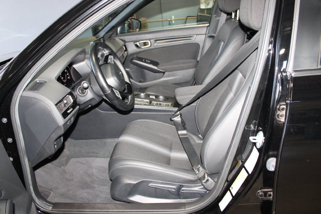 Used 2024 Honda Civic Sport image 8