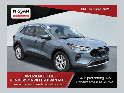 Used 2024 Ford Escape Active w/ Tech Pack #2 FWD image 1