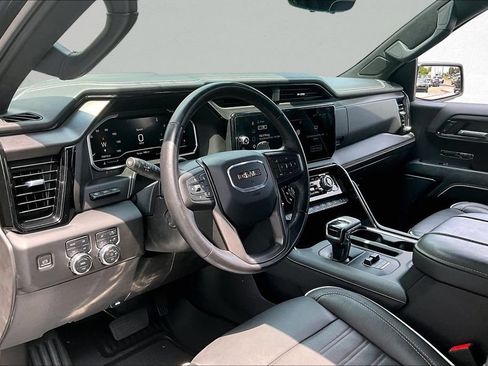 Used 2023 GMC Sierra 1500 AT4X AWD/4WD image 17
