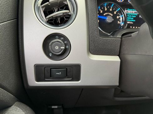 Used 2013 Ford F150 King Ranch w/ King Ranch Luxury Pkg image 25