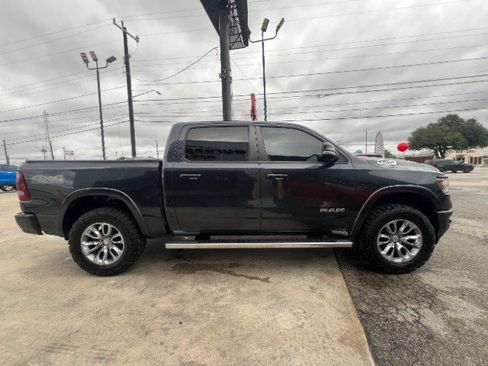 Used 2020 RAM 1500 Laramie w/ Sport Appearance Package AWD/4WD image 5