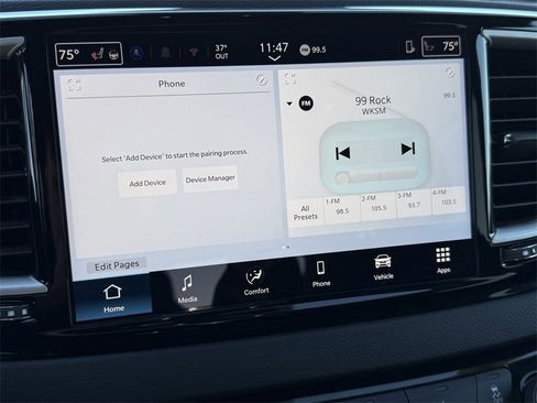 Used 2025 Chrysler Pacifica Select image 27