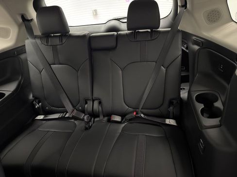 New 2025 Honda Pilot Touring image 22