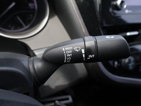 Used 2023 Toyota Camry SE FWD image 30